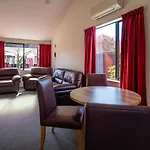Christchurch Park Motel