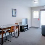 Merivale Court Motel & Apartments