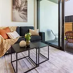 Unbeatable Central City Location 2 Bed Single Lvl
