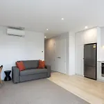 Location Location Location 2 Mins Cbd Free Parking