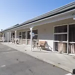 Racecourse Hotel And Motor Lodge