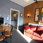 Tui Lodge Motel