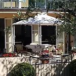 Le Petit Hotel