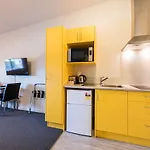 C-Motel