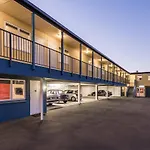 C-Motel