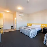 C-Motel