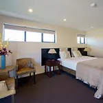 Apartments 118