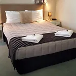 Aalton Motel