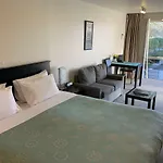 Salerno Motel Apartments