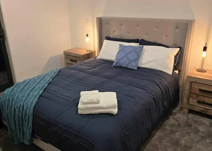 Cbd Apartment 1 - 2 Bed 2 Bath