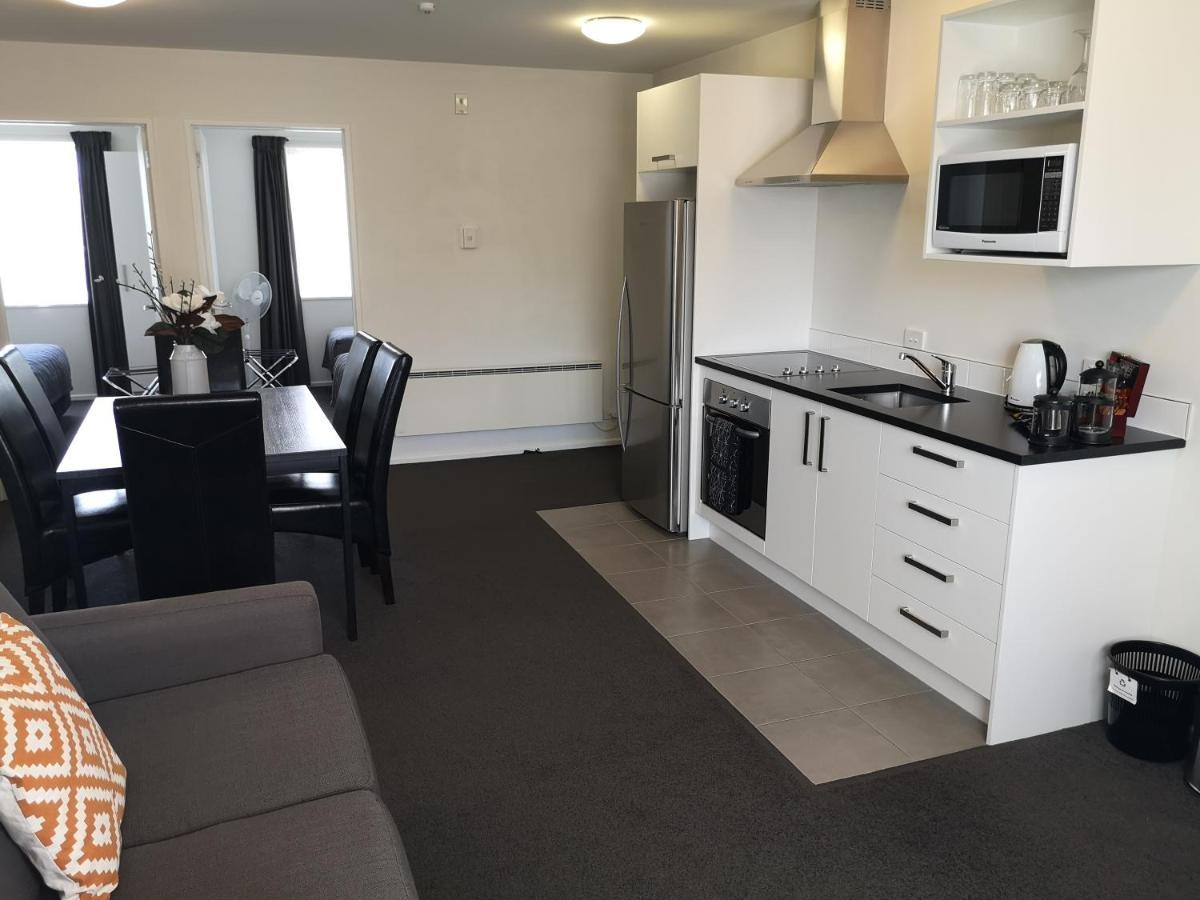 Motel Airport Palms 4*