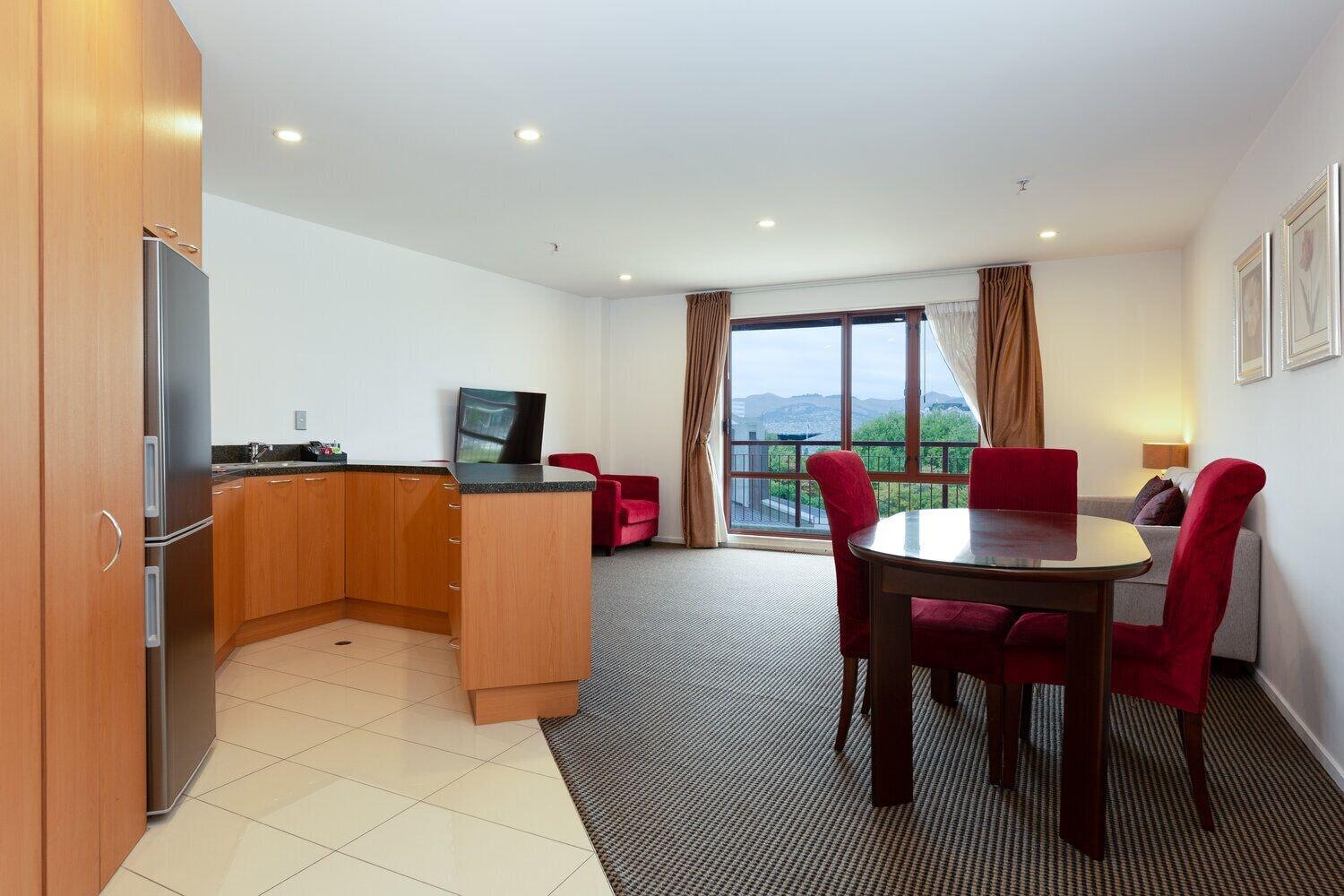 Fino Hotel & Suites Hotel 4*