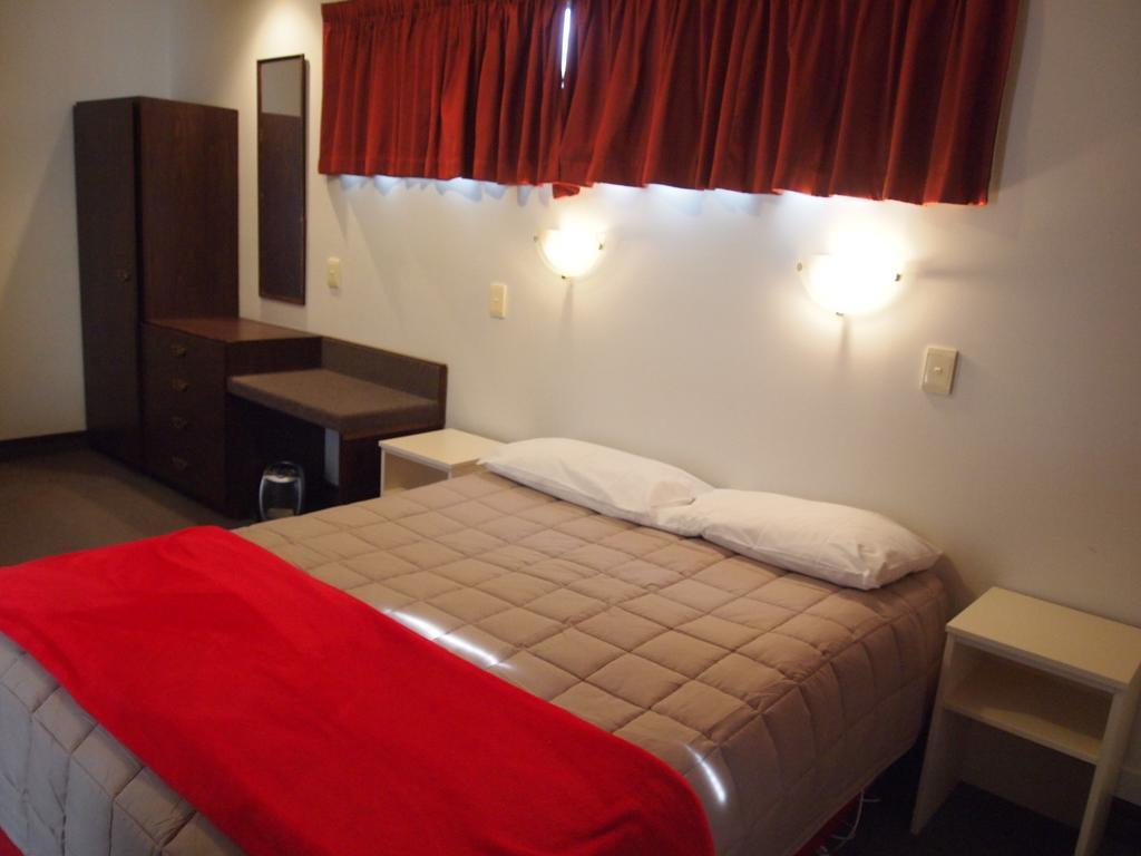 Motel Airport 4*