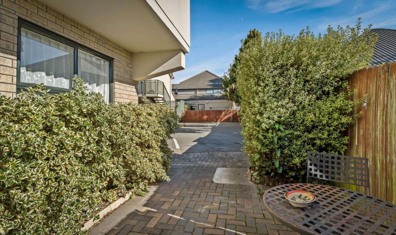 Ascot Vale Motor 4*