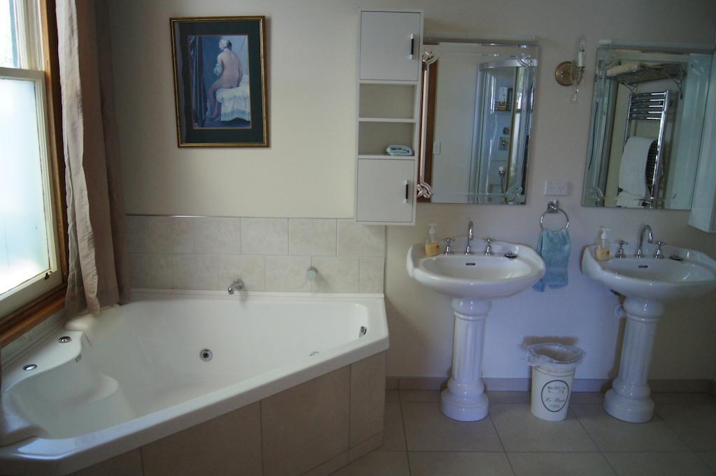 Belmont On Harewood Bed & Breakfast