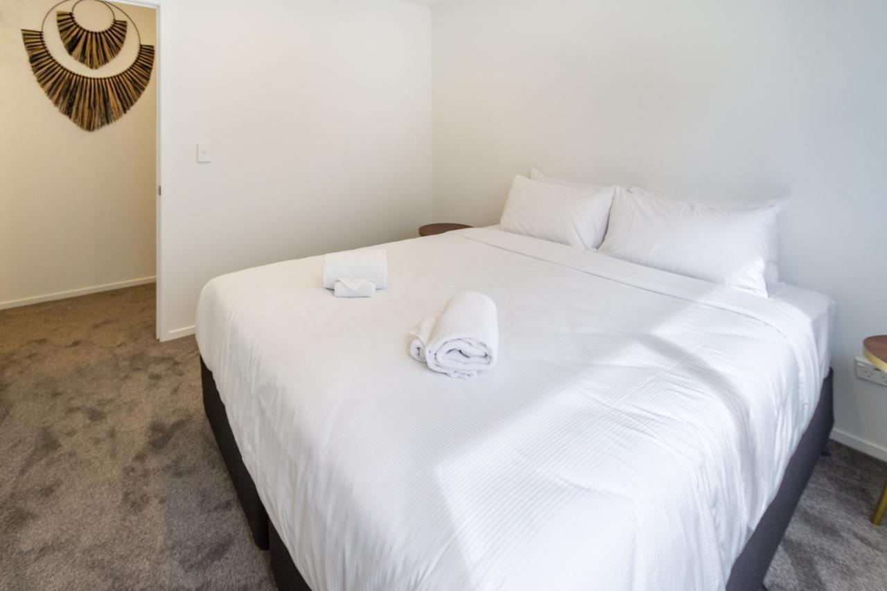 Sun Soaked Townhouse 2 Bed 2 Bath Apartment Christchurch