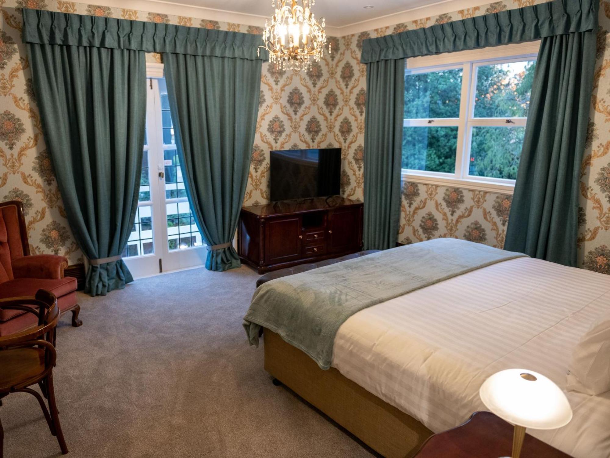 Eliza's Manor Bed & Breakfast Christchurch