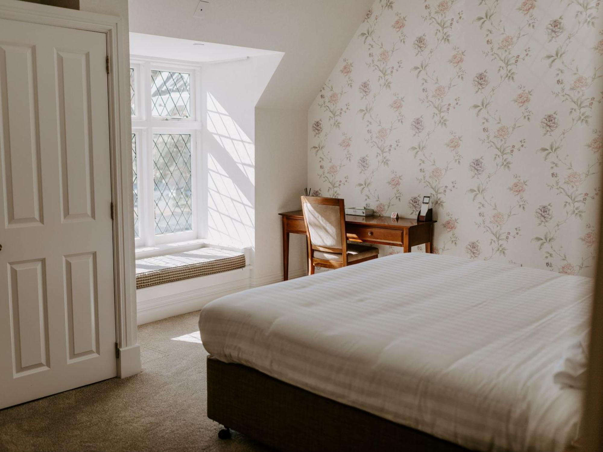Eliza's Manor