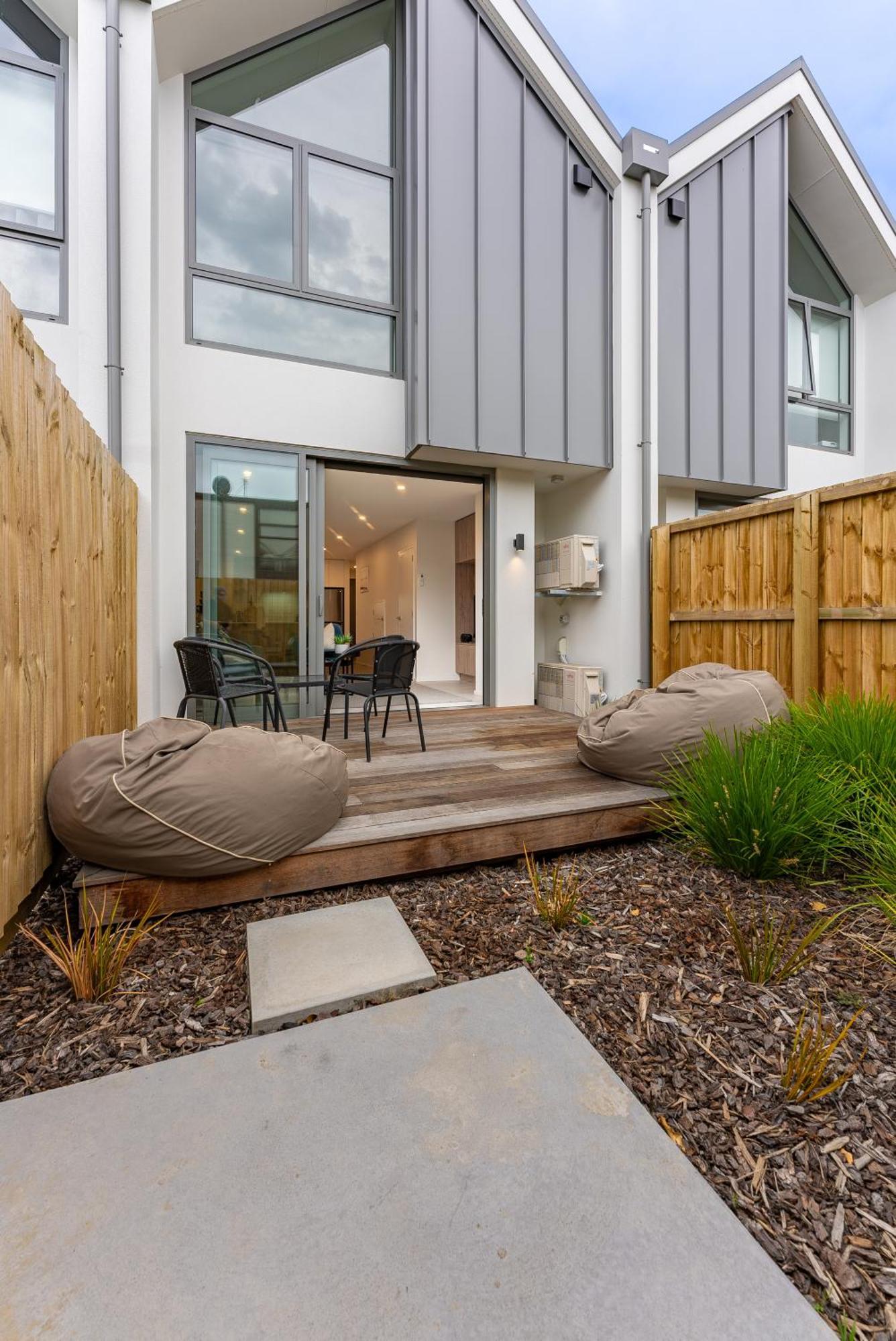 Urban Nest - Entire Townhouse And Free Parking Christchurch