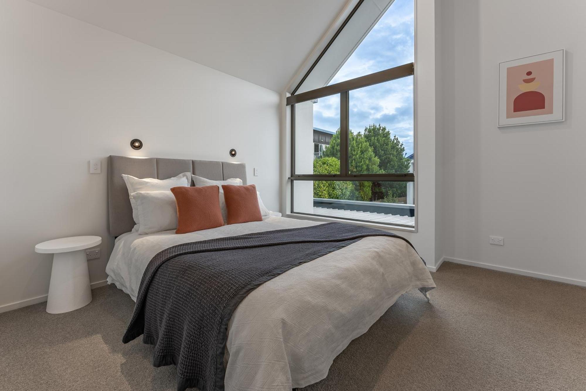 Urban Nest - Entire Townhouse And Free Parking Christchurch