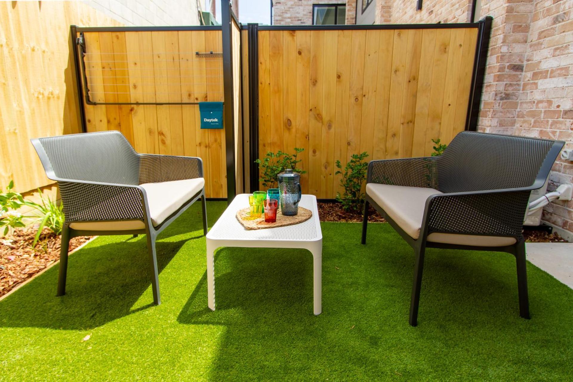 1 Bed Comfort In The Heart Of Chch * Christchurch