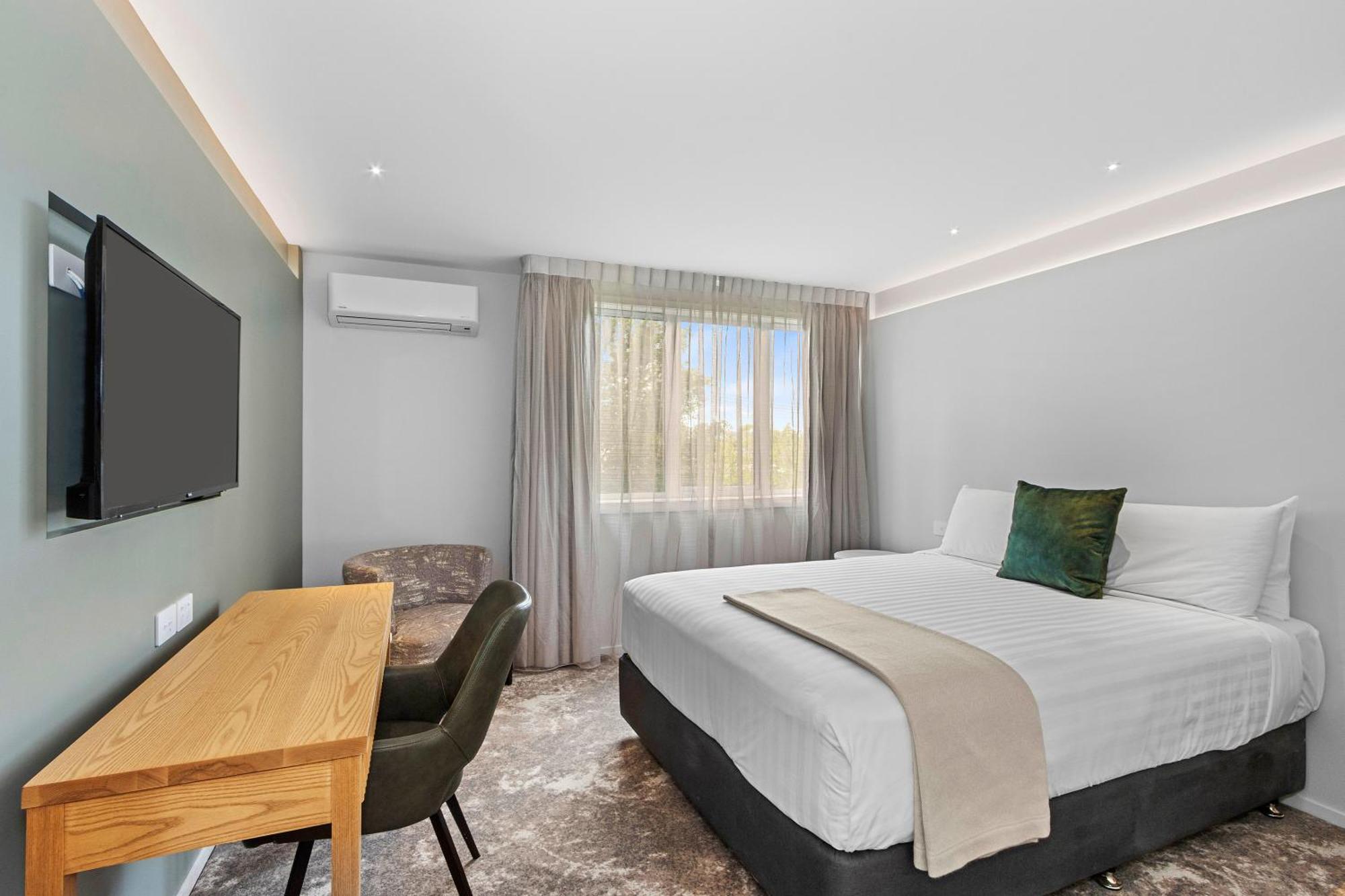 Hotel Elms Christchurch, Ascend Collection