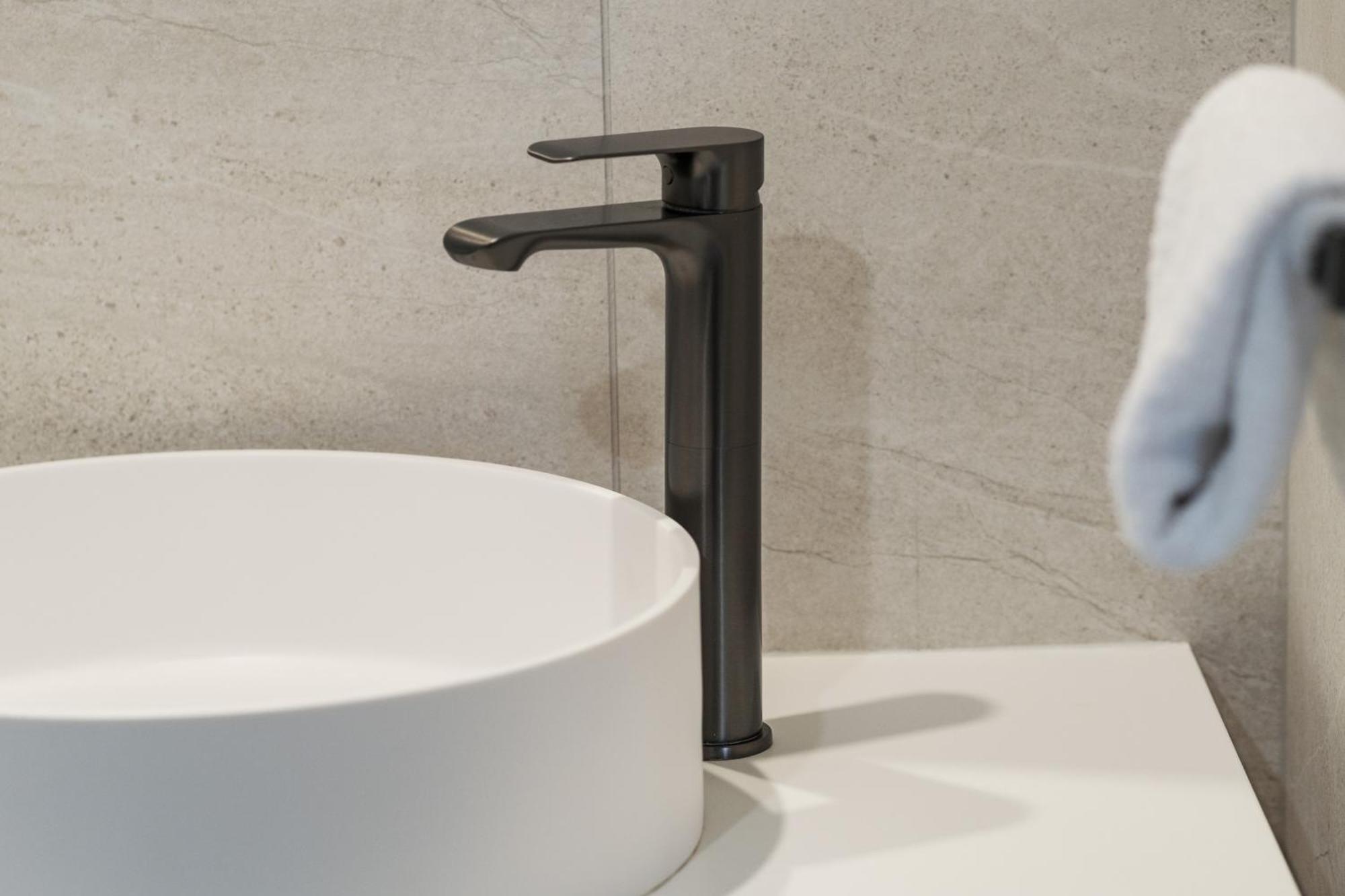 Elms Christchurch, Ascend Collection Hotel