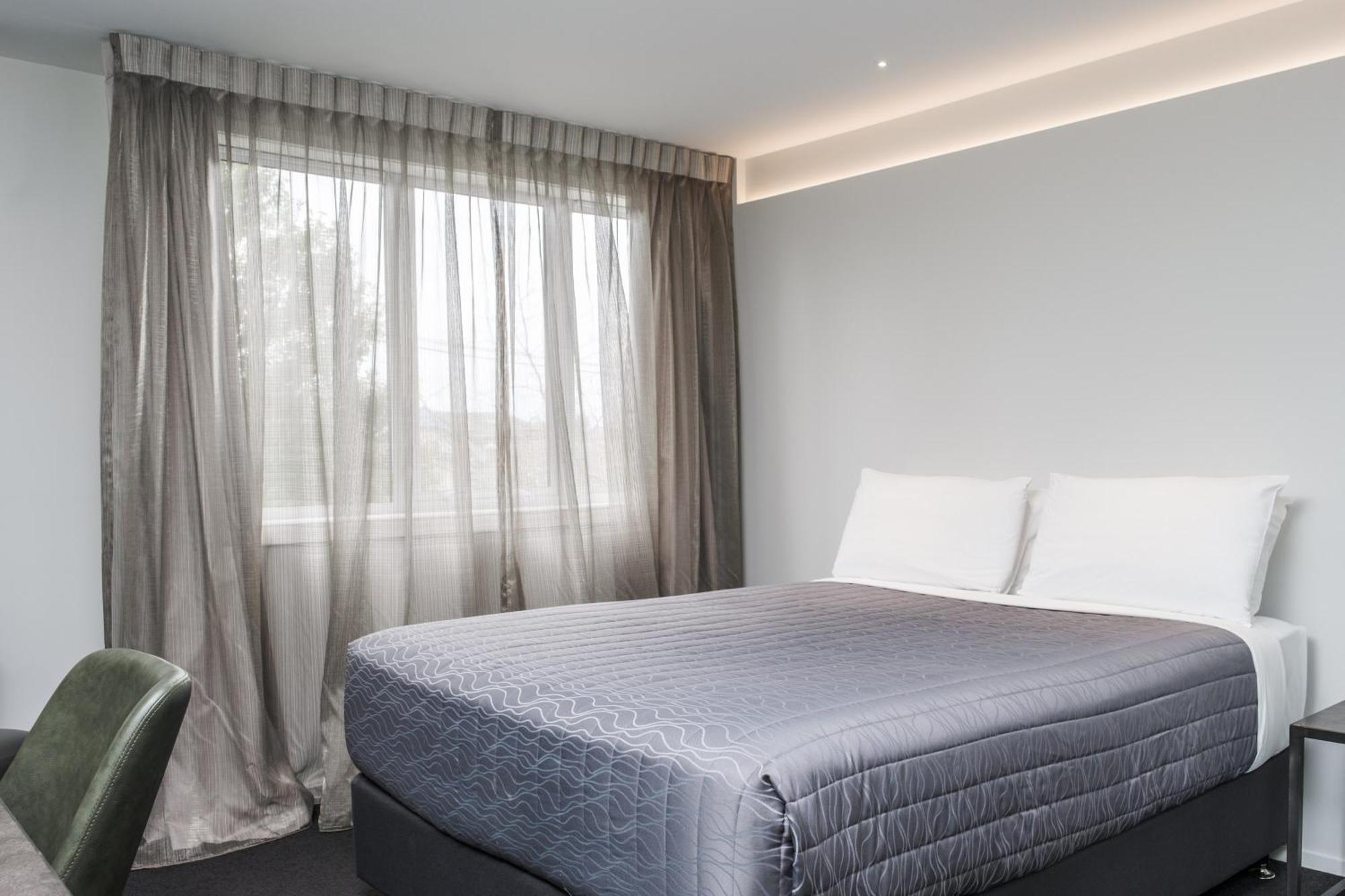 Elms Christchurch, Ascend Collection