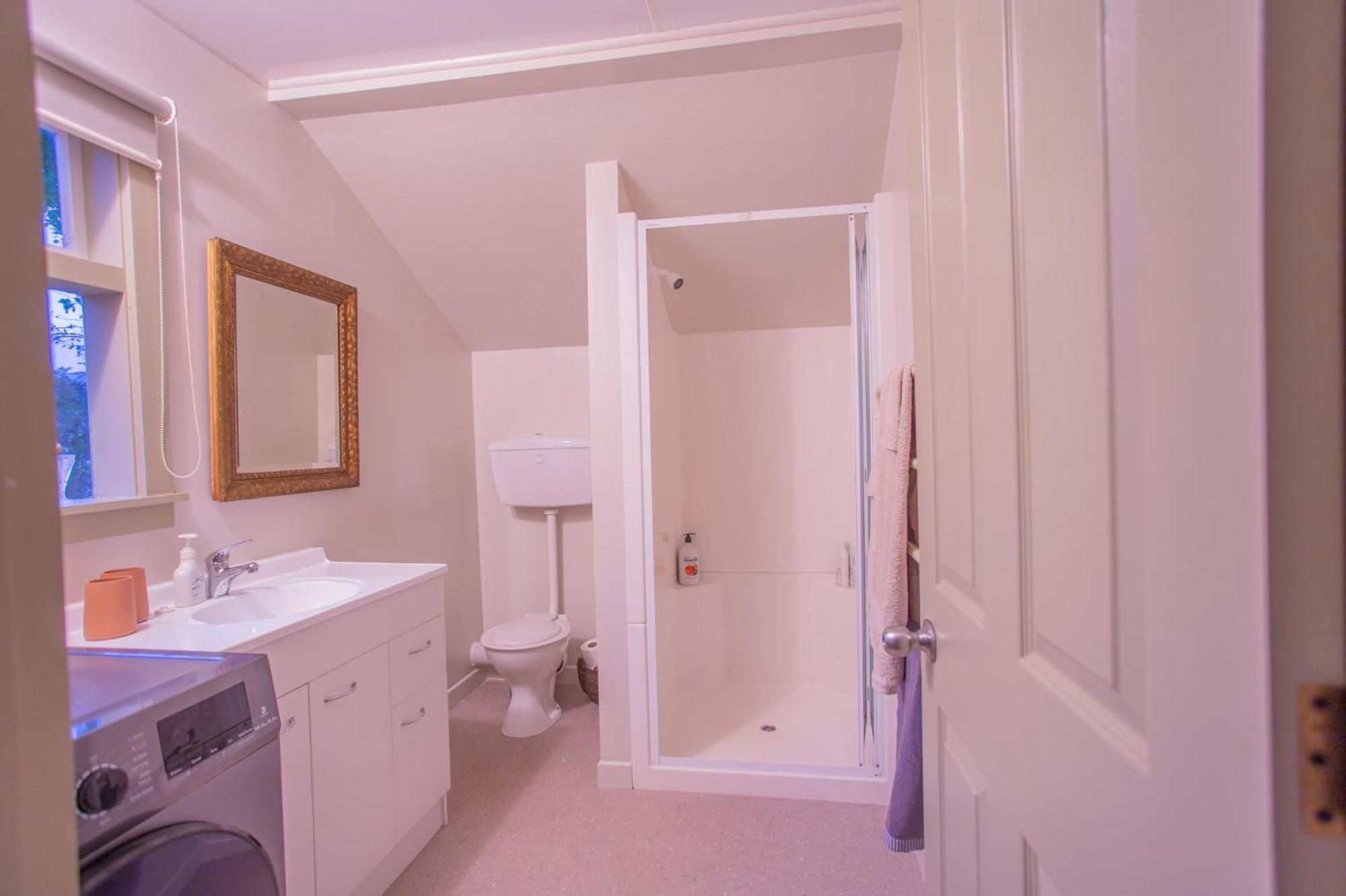 Pousada Break For Couples 27 Mins Chc Airport Christchurch