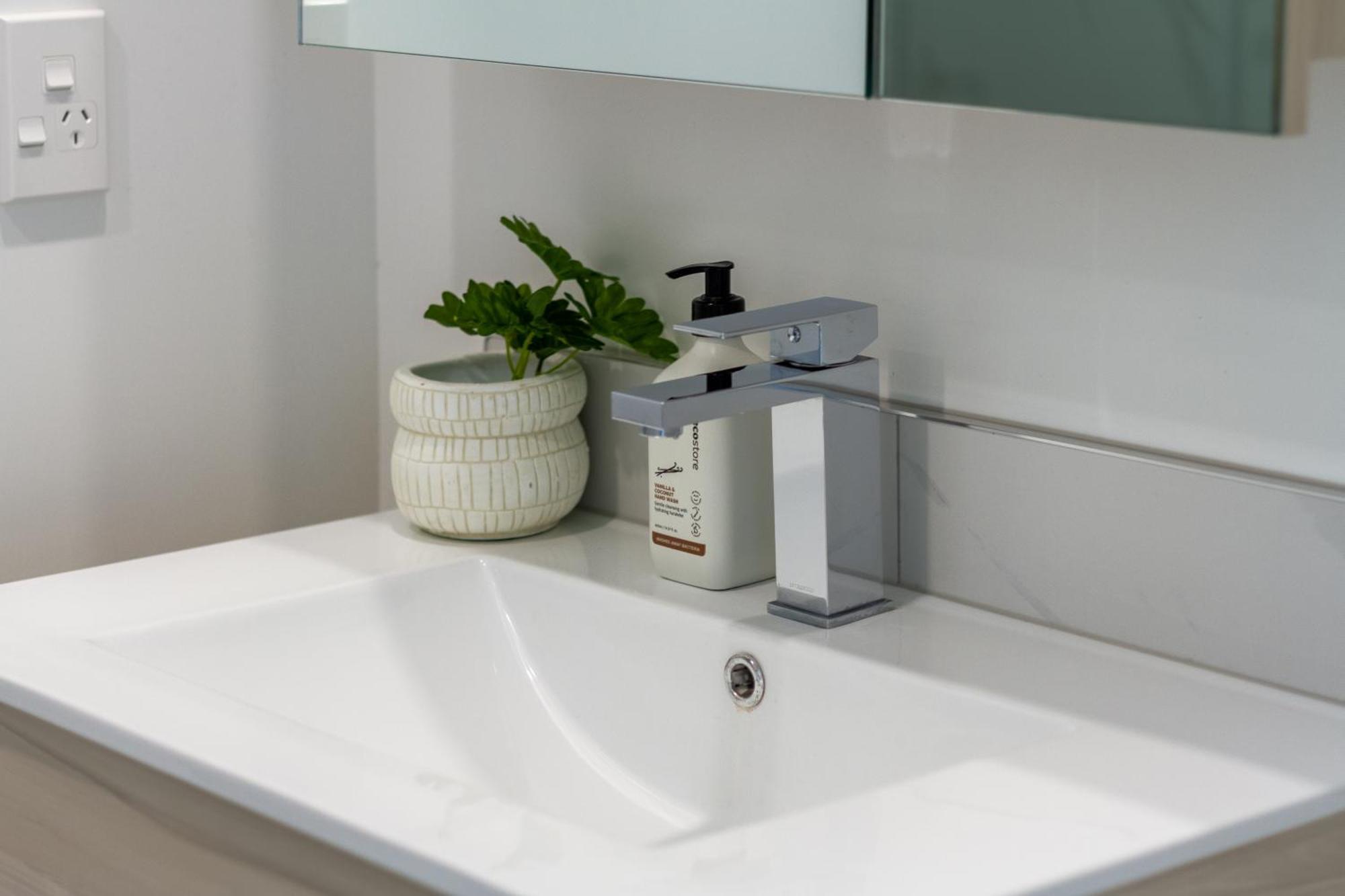Apartment Elegant 2 Bed 2 Bath In The Cbd Christchurch