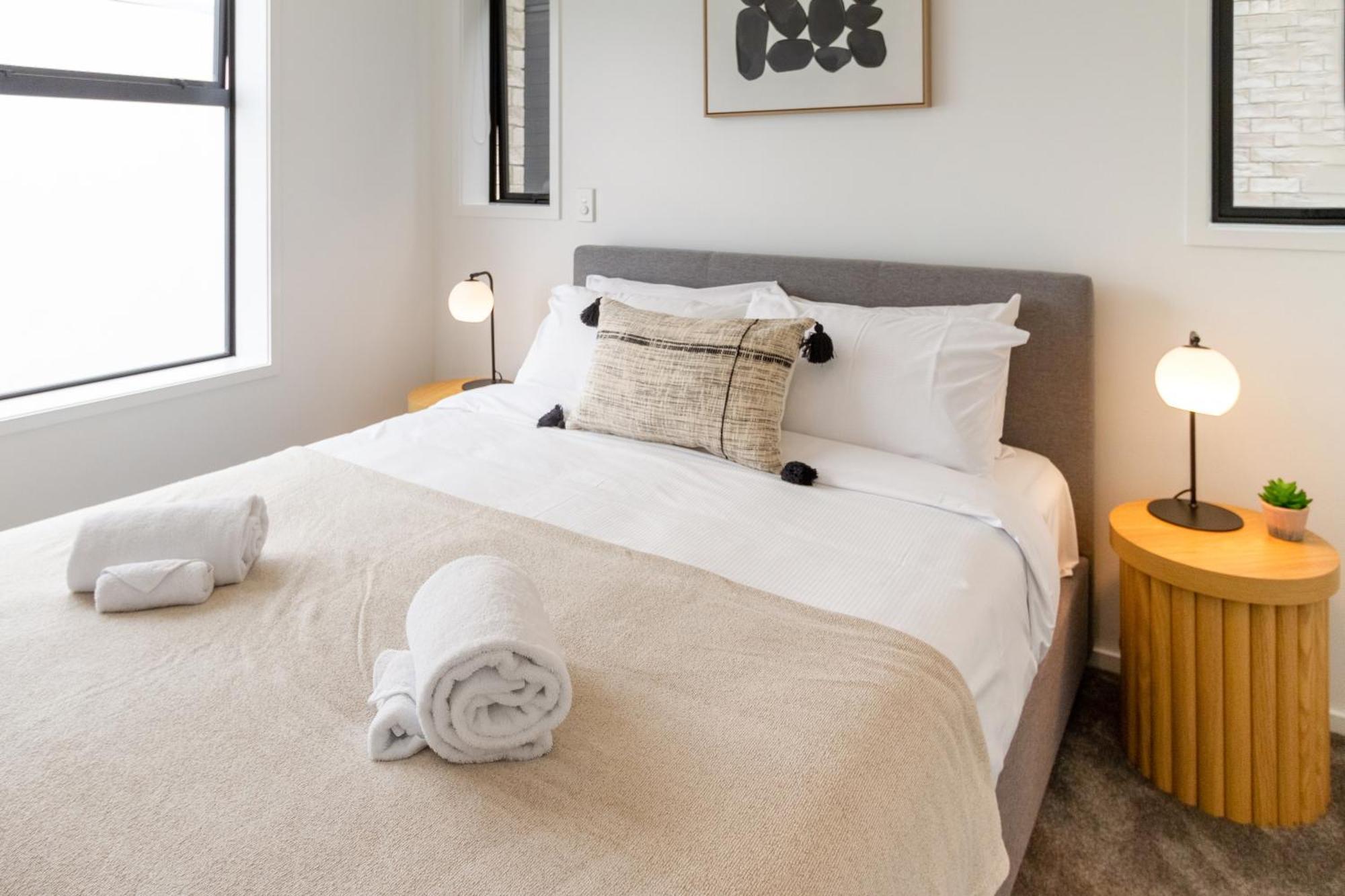 Apartment Elegant 2 Bed 2 Bath In The Cbd