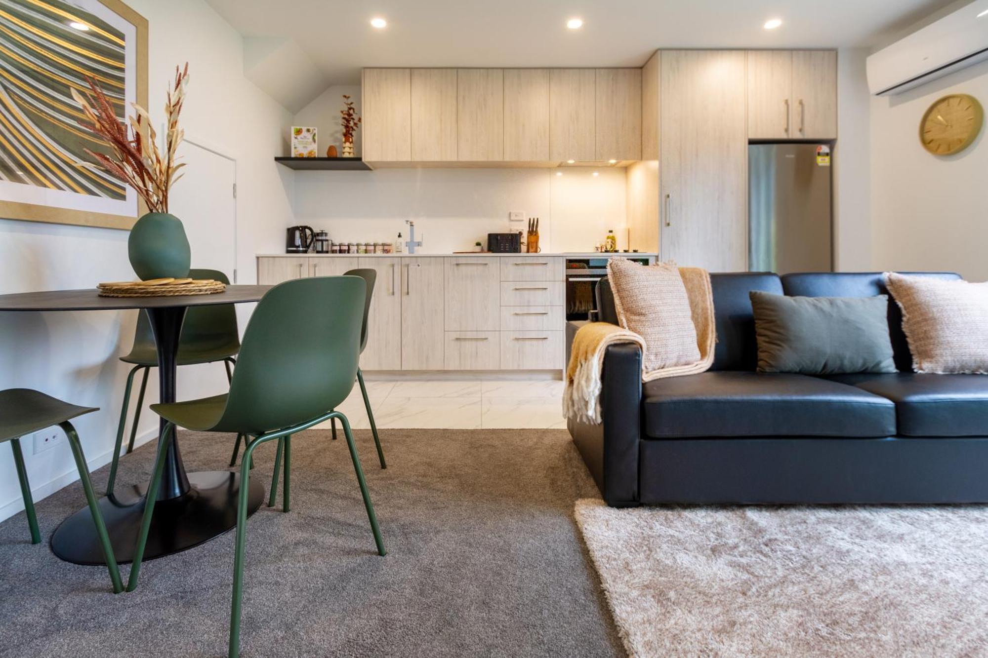 Apartment Elegant 2 Bed 2 Bath In The Cbd