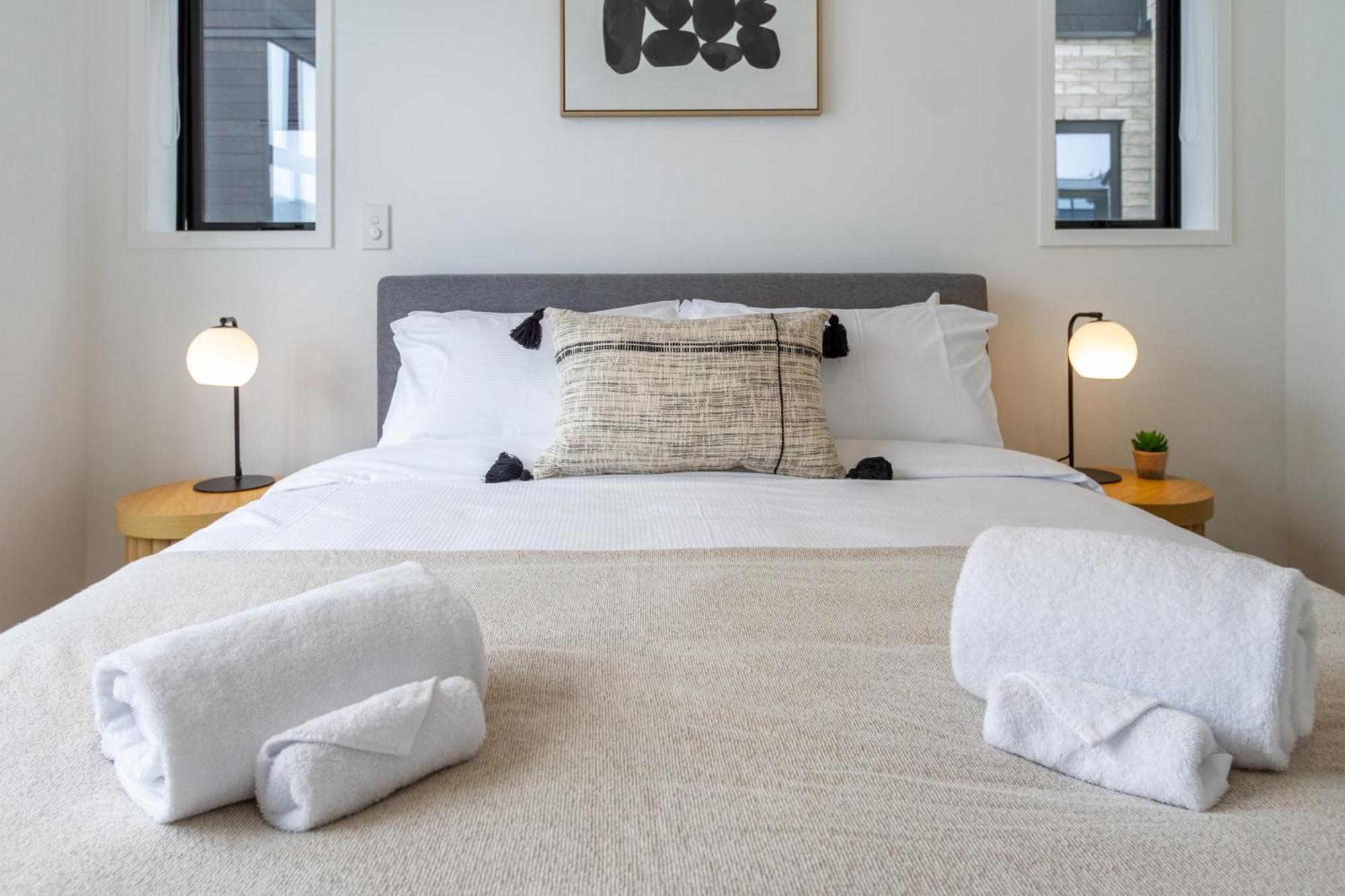 Apartment Elegant 2 Bed 2 Bath In The Cbd