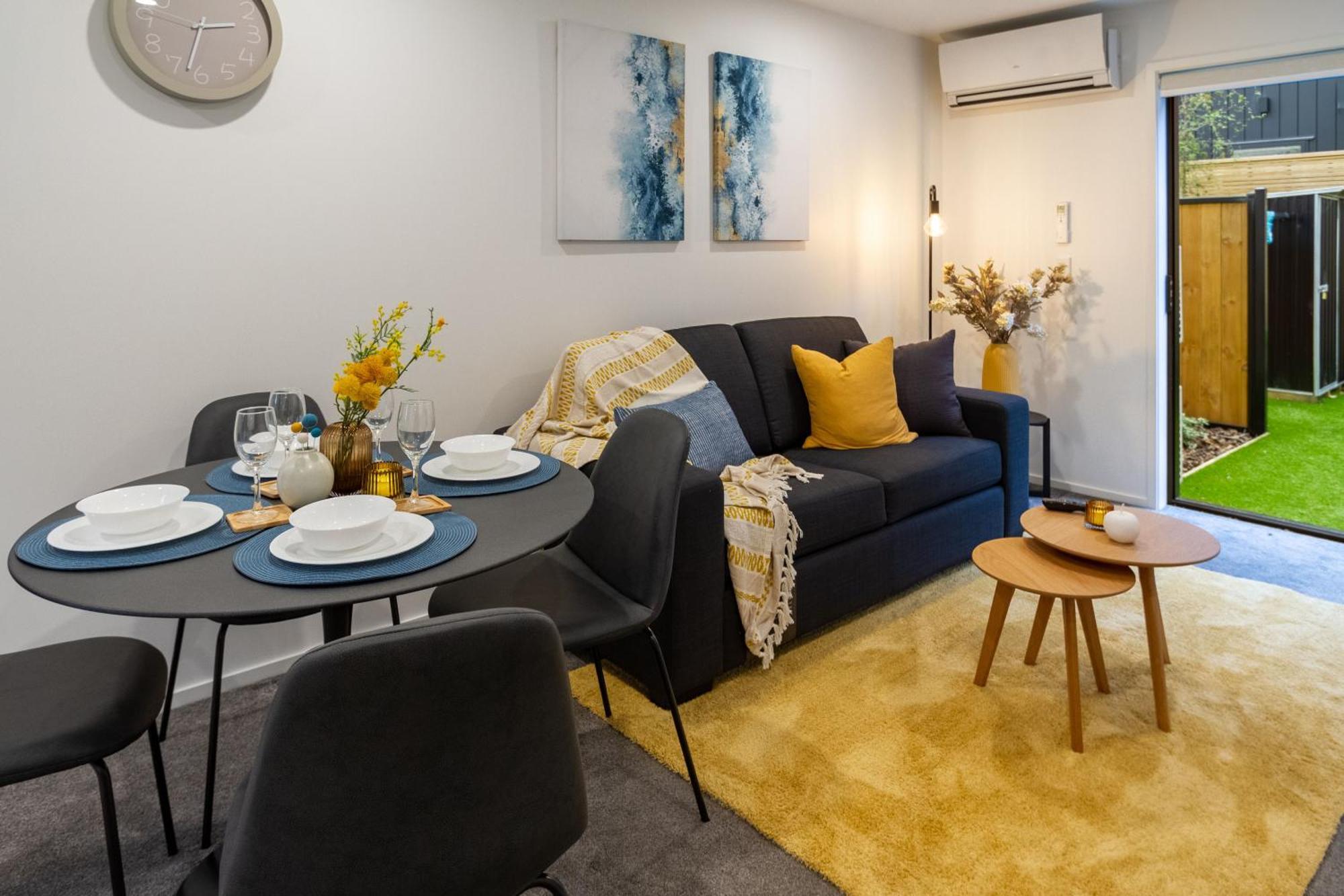 Executive On Lichfield Street - 2 Bed 2 Bath Apartment
