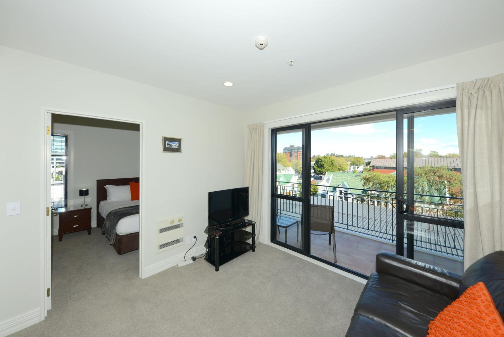 West Fitzroy Aparthotel