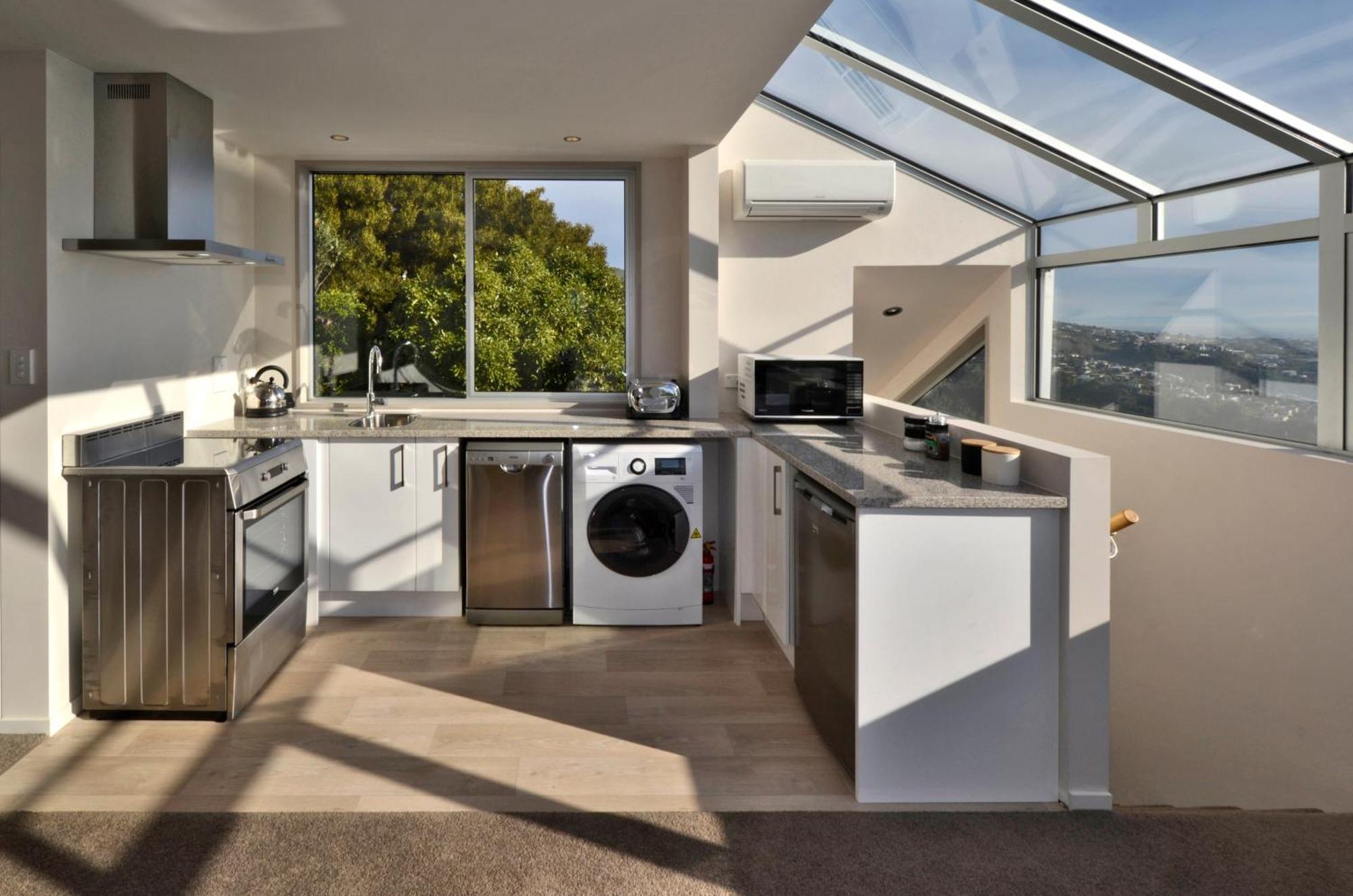 Apartment Panoramic Views And Complete Privacy Christchurch
