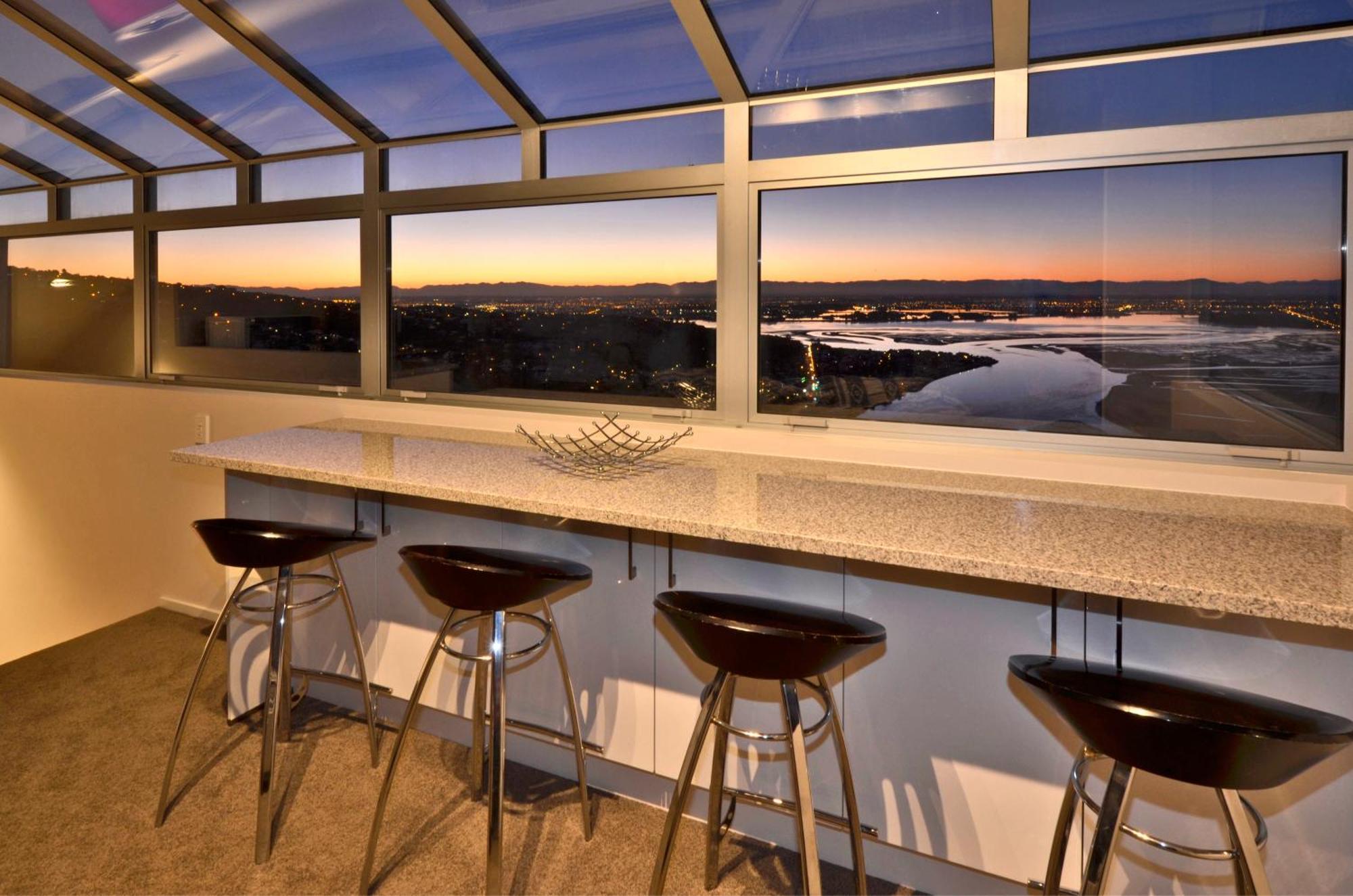 Panoramic Views And Complete Privacy Apartment *