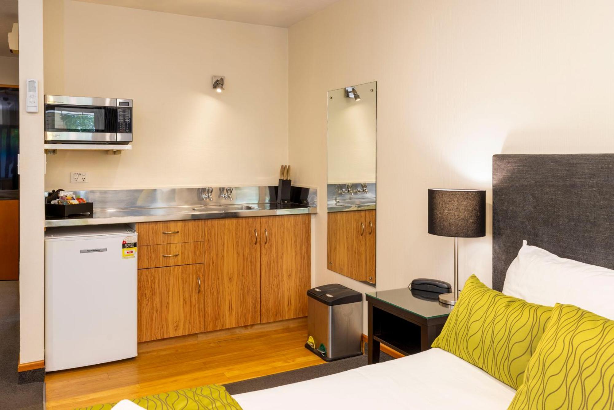 Airport Gateway Motor Hotel