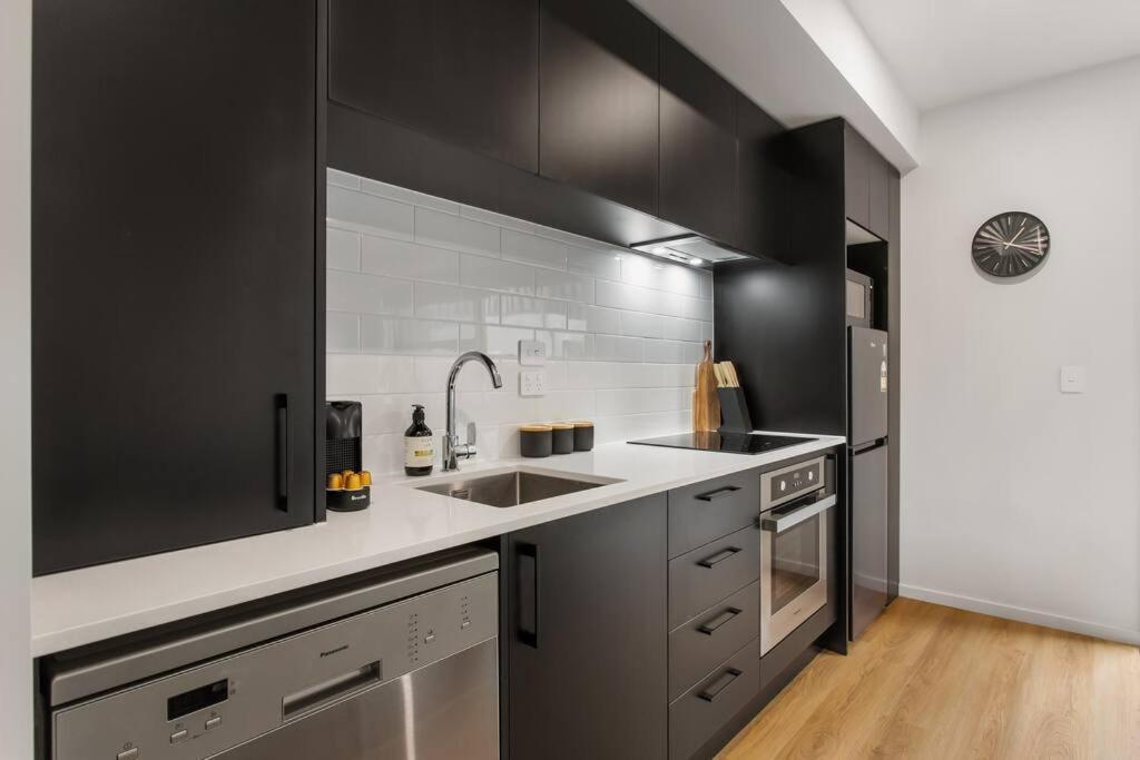 Great Deals At New Upmarket Appt Apartment