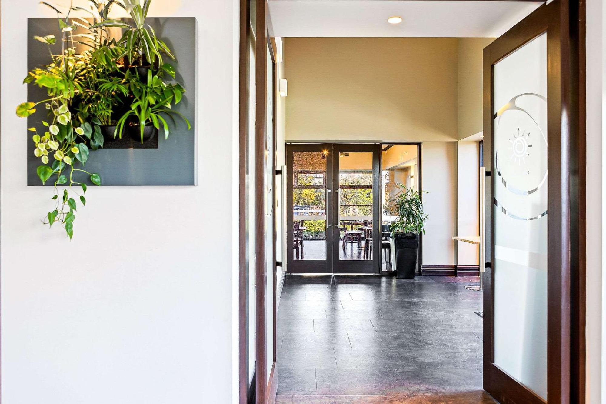 Elms Christchurch, Ascend Collection