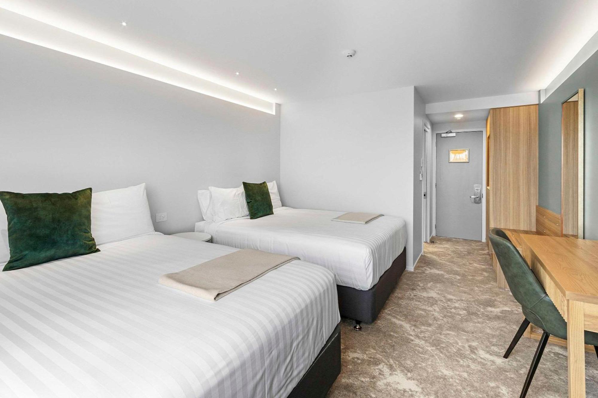 Elms Christchurch, Ascend Collection 4*