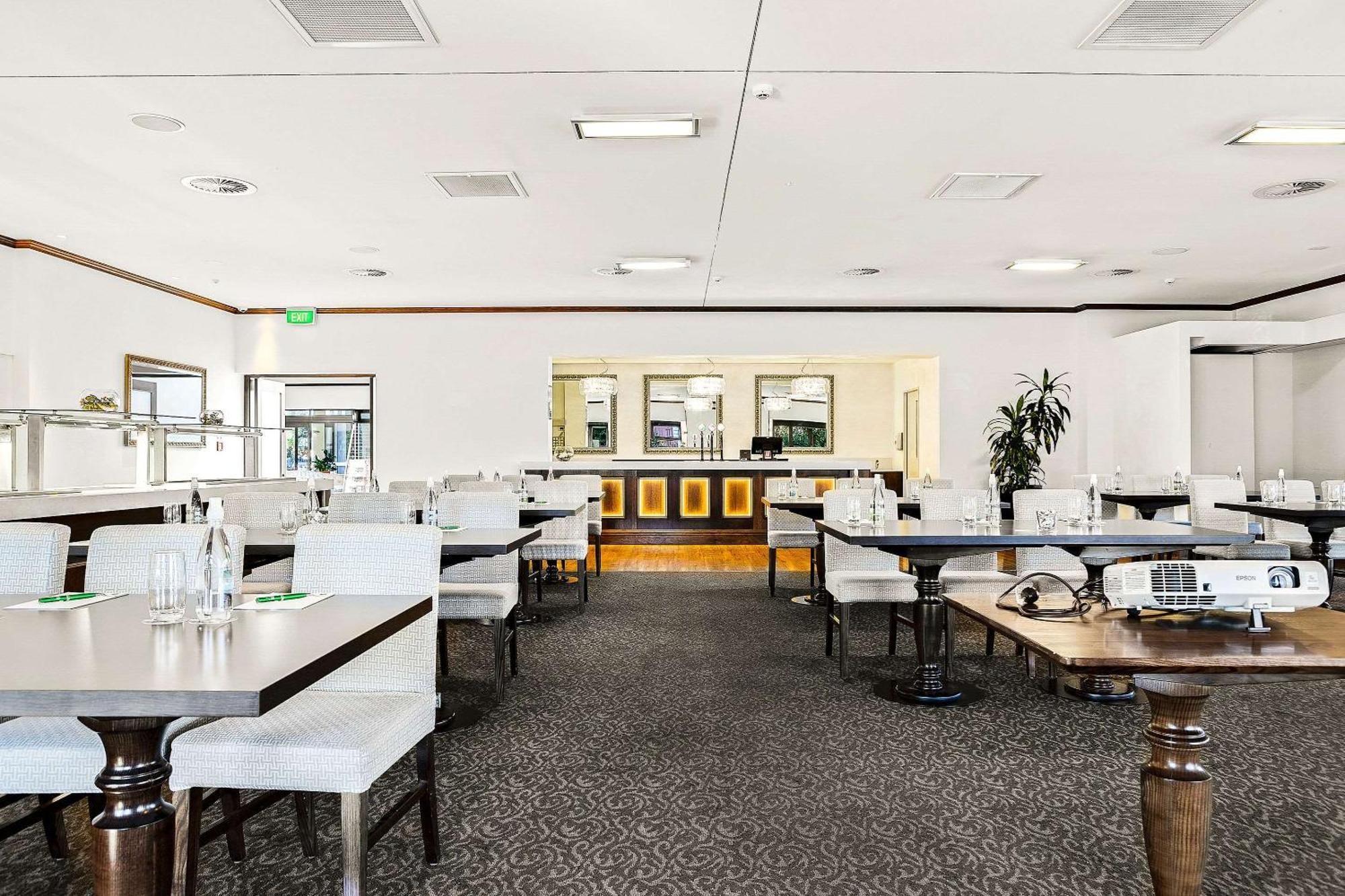 Elms Christchurch, Ascend Collection 4* Christchurch