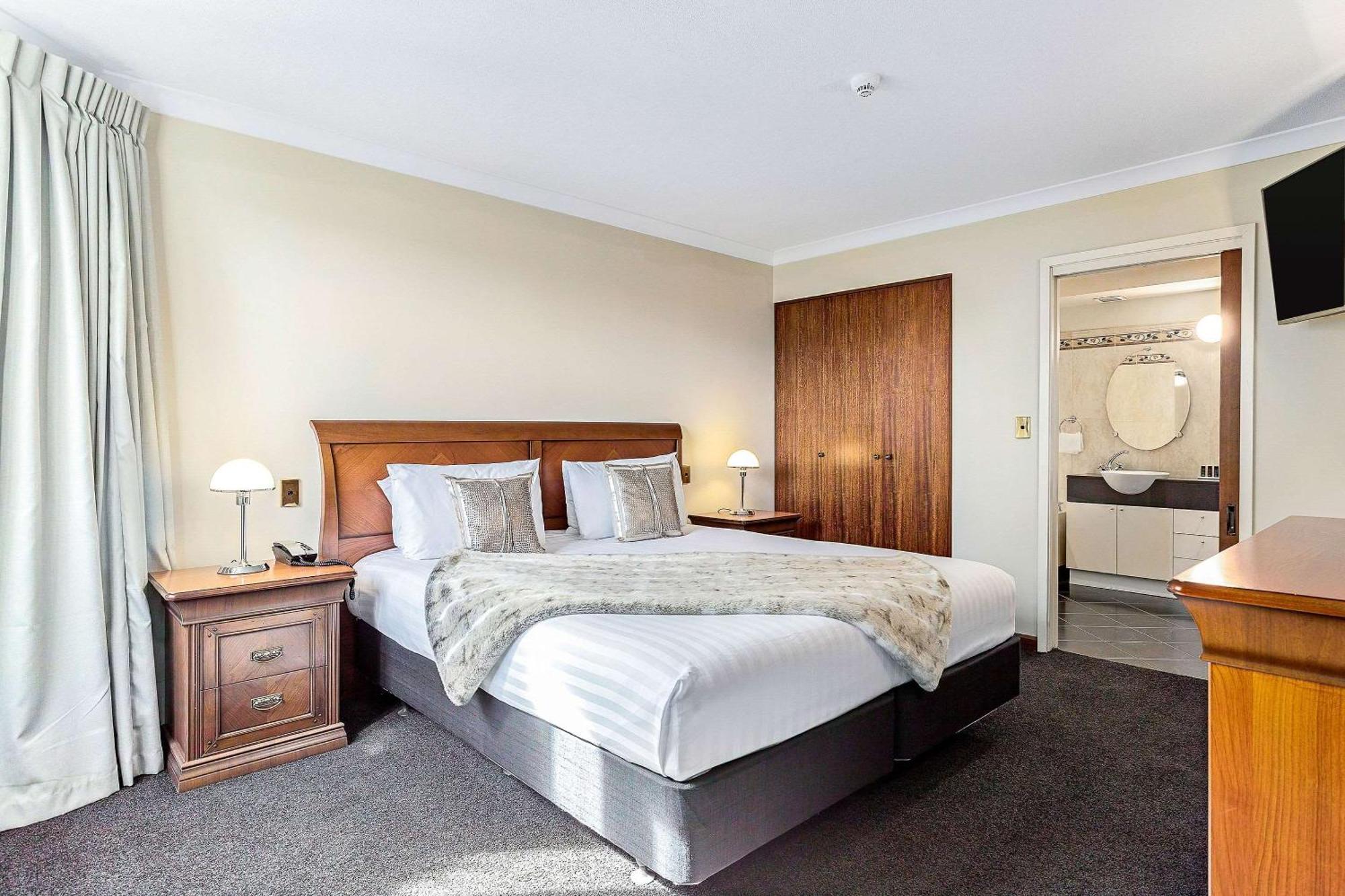 Hotel Elms Christchurch, Ascend Collection 4*