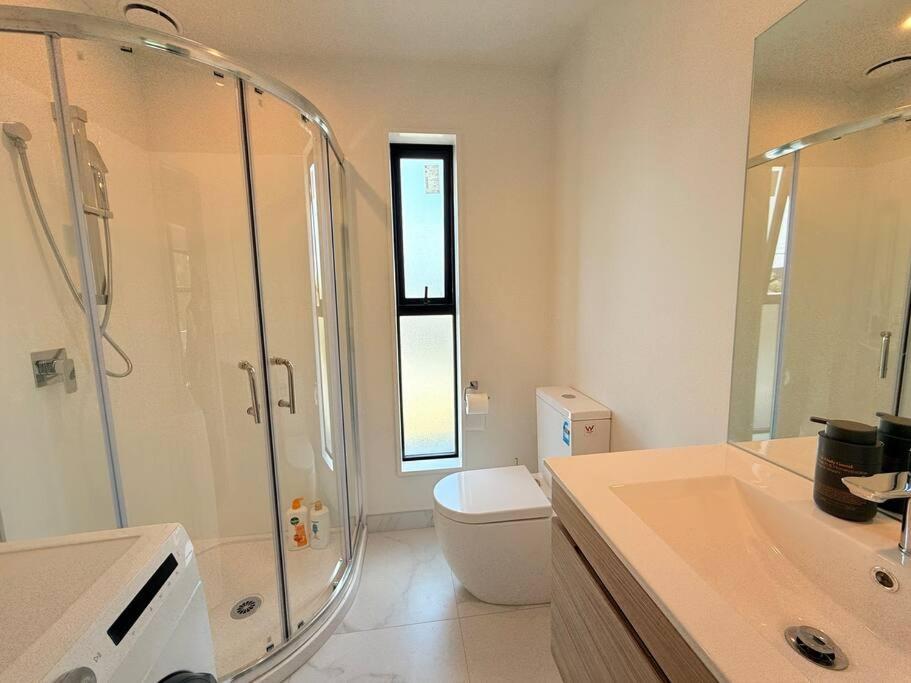 Tranquil 3 Bed Minutes To Cbd And Arena, Sleeps 7 Holiday home
