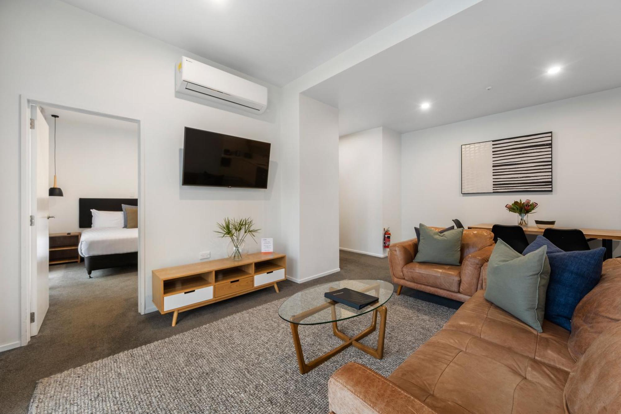 Southwark & 4* Christchurch
