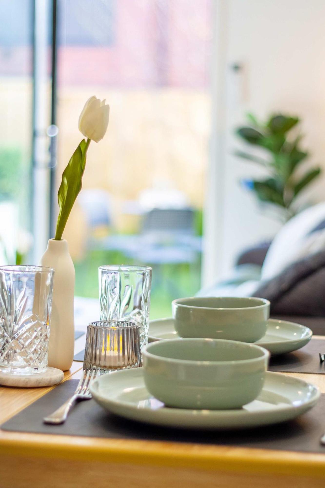 Cbd 2br With Backyard - Walk Everywhere Holiday home *