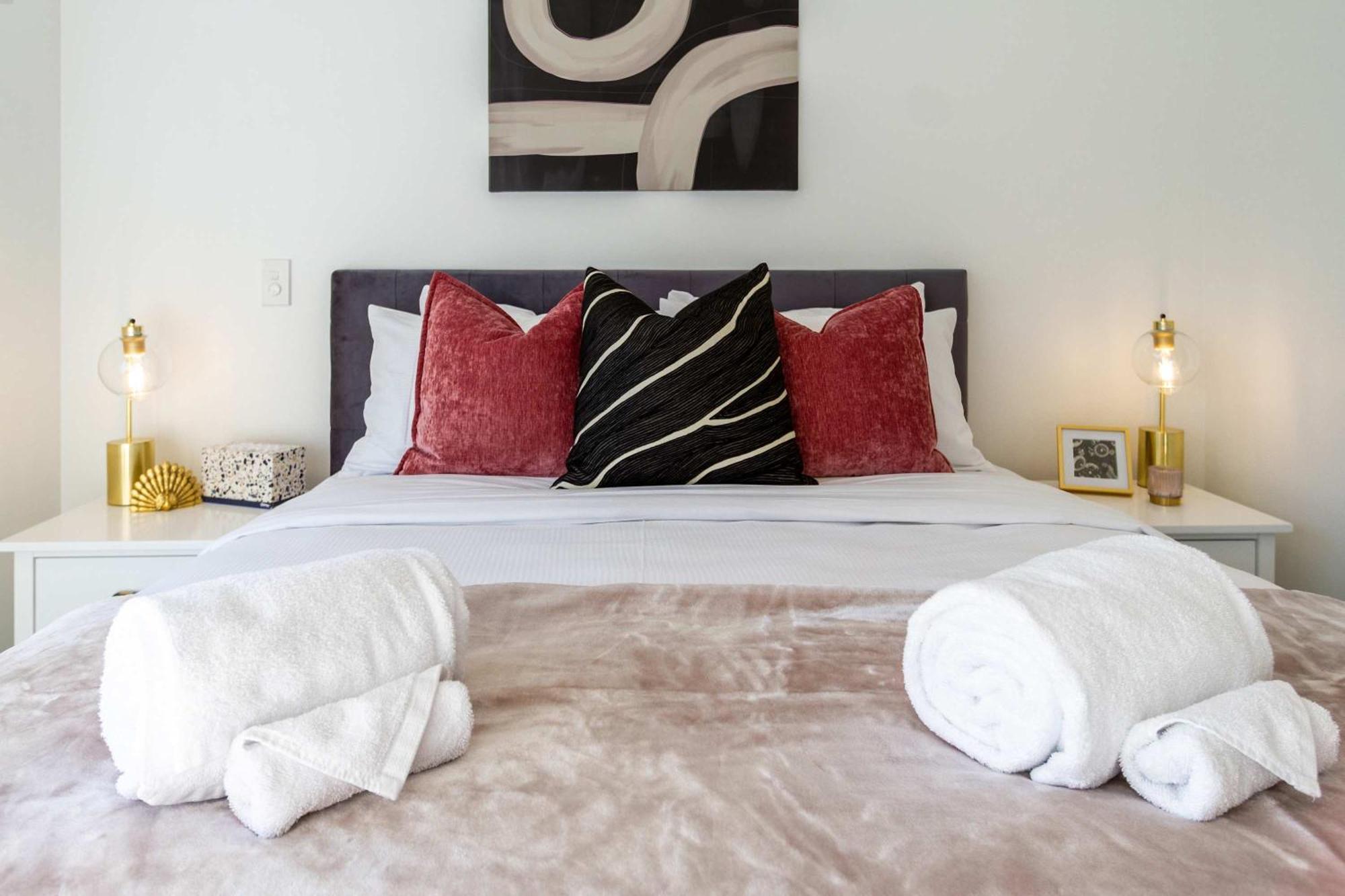 Cbd 2br With Backyard - Walk Everywhere Holiday home *