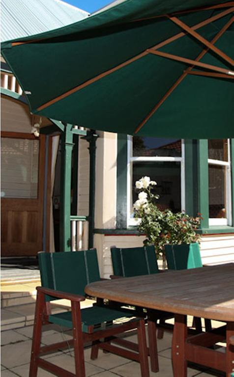 Bed & Breakfast Belmont On Harewood 4*
