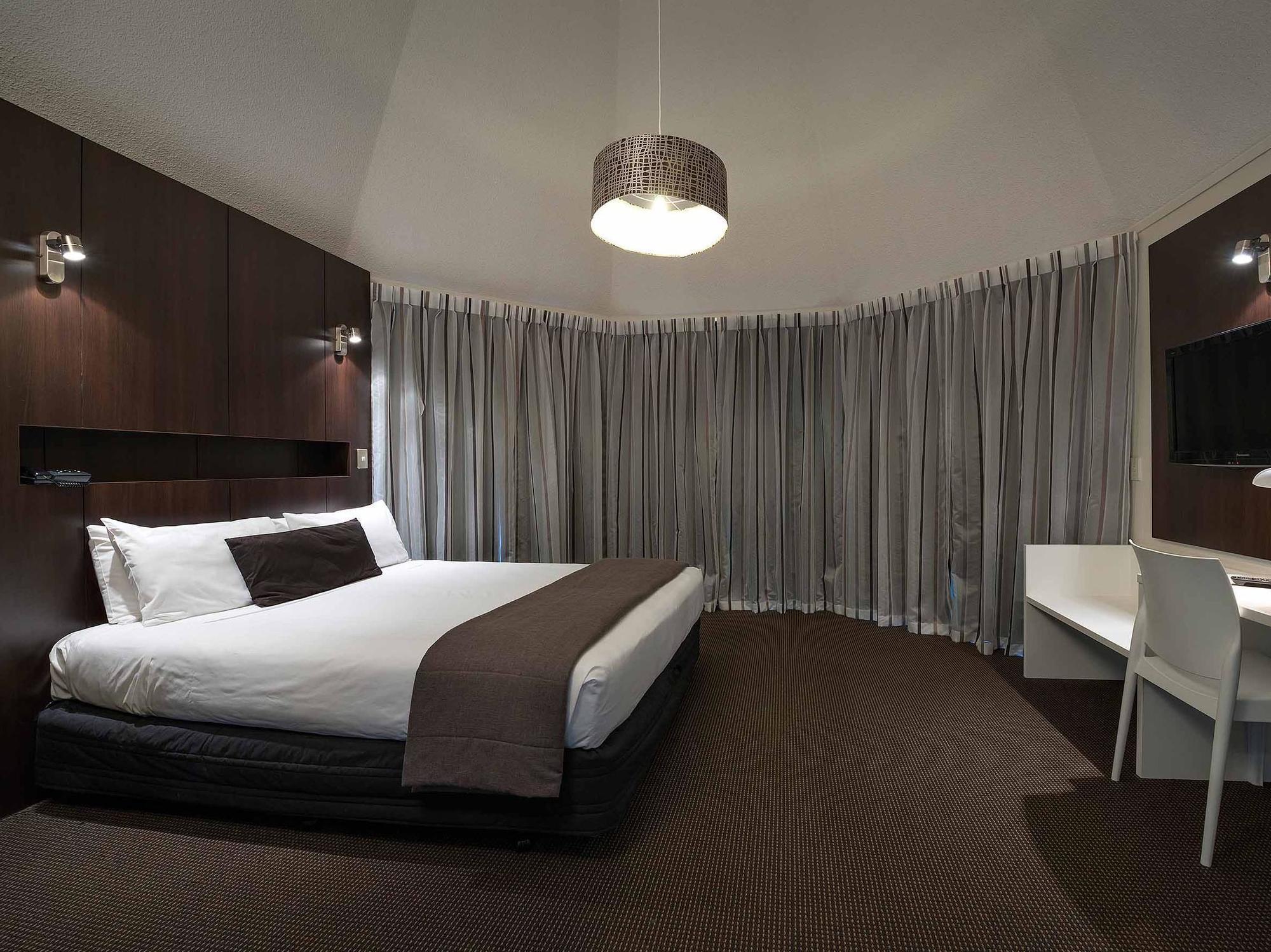 The Towers On The Park 4* Christchurch