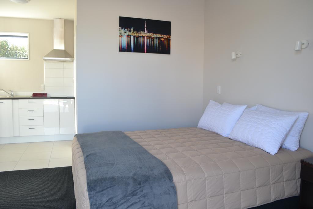 319 Addington